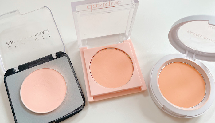 オレンジ系マカロンカラーチークの画像